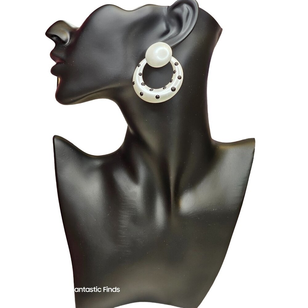 Vintage White Circle Black Polka Dot Earrings